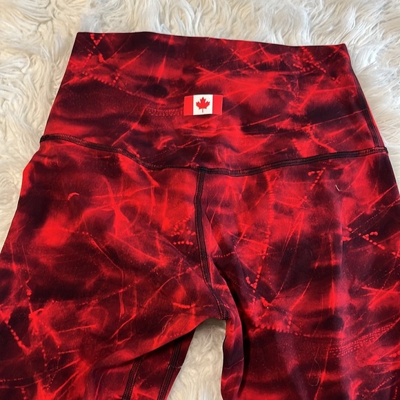 LULULEMON ~ Team Canada Metamorphic Glow Red Team Align 28” (SIZE 6) BRAND NEW - Picture 4 of 7